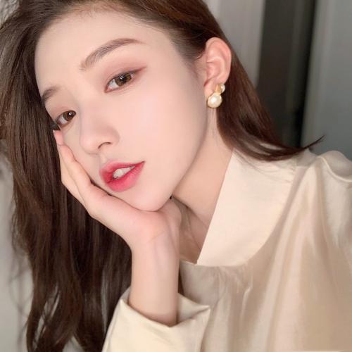 时间旅行者的妻子