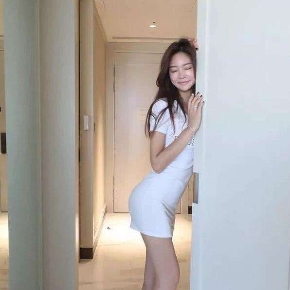 漂亮小美人鱼