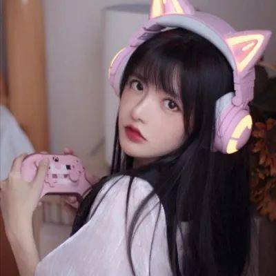 默虹｜美海军测试新制服，配发“一脚蹬”老头皮鞋