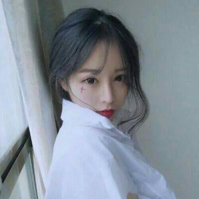 一 一