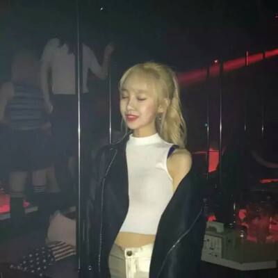 动漫靠比视频截图