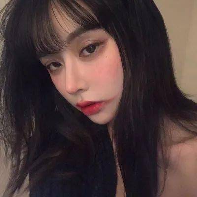 女子卖藕收到“儿童银行”5元钞